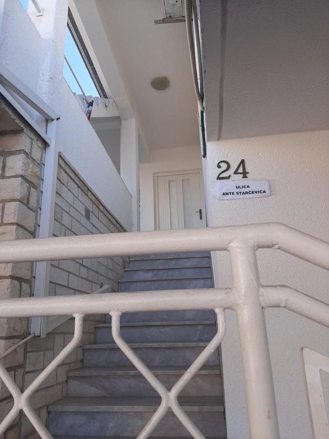 Appartement App Borna à Crikvenica Extérieur photo